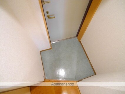 フォーシーズンズ・八柱[1K/26.95m2]の玄関