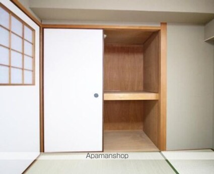 グランドステイタス道後[2LDK/59.76m2]の収納