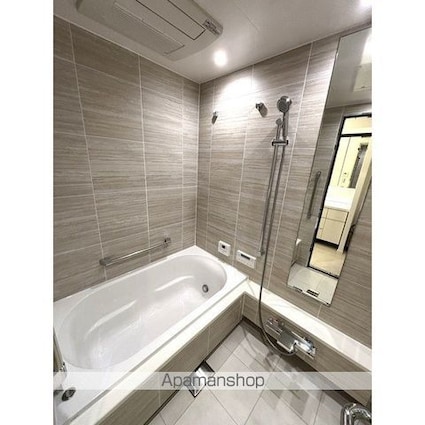 ＷＯＲＬＤ　ＴＯＷＥＲ　ＲＥＳＩＤＥＮＣＥ[3LDK/67.83m2]のバス