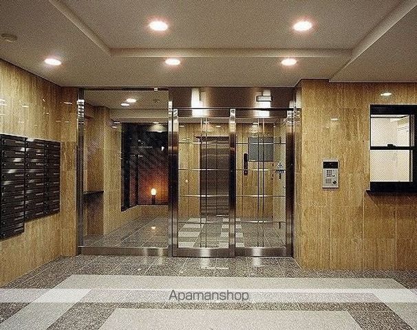 エンクレスト六本松の玄関写真