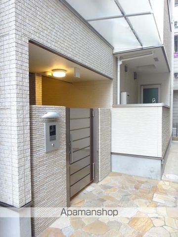 フジパレス山之内II番館の玄関写真