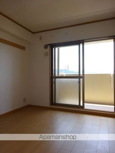 和歌山県和歌山市紀三井寺[3LDK/70.57m2]の内装2