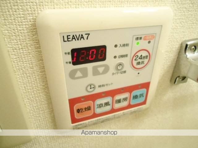 クレシア CRECIAの内装写真