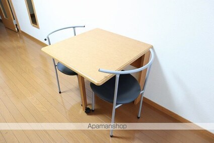 レオパレスサルドセジュール[1K/22.35m2]のリビング・居間1