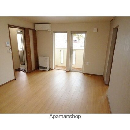 ステラ山下[2LDK/62.04m2]のリビング・居間