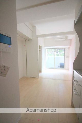 SERENITE本町REFLETの内装写真