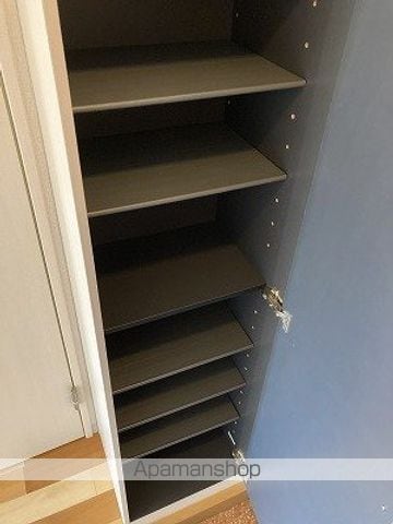 プレイズ レイの内装写真