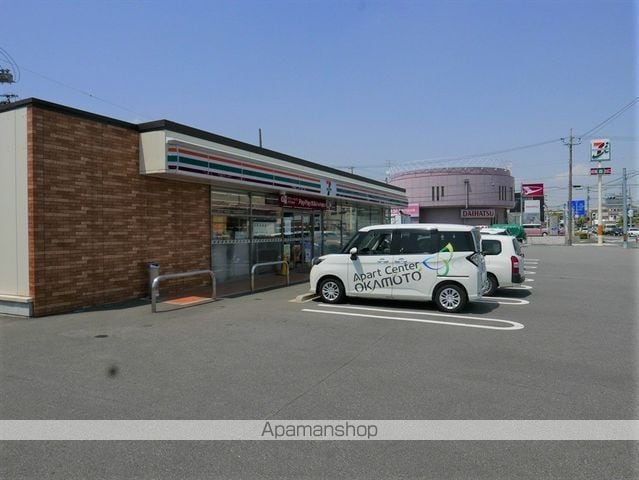 クレストリアの周辺写真