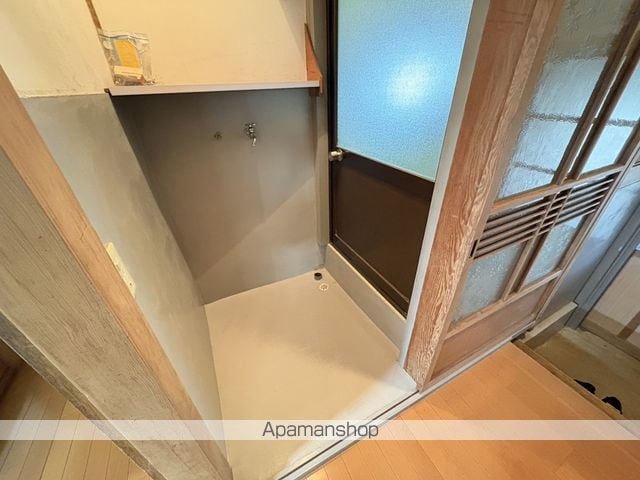 奥若山一戸建貸家の内装写真