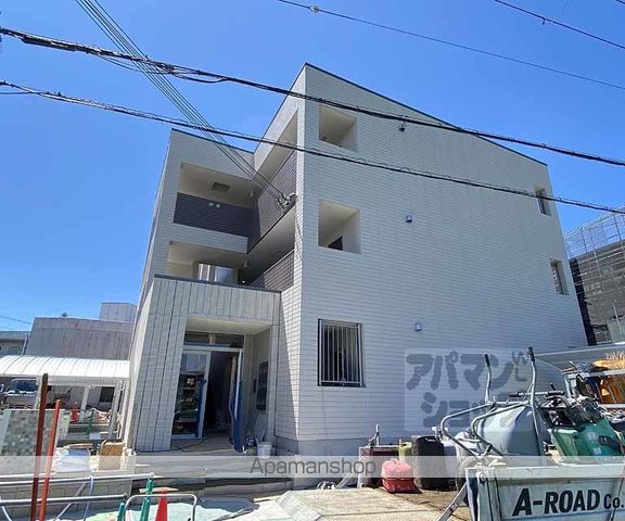ドミール長岡京の玄関写真