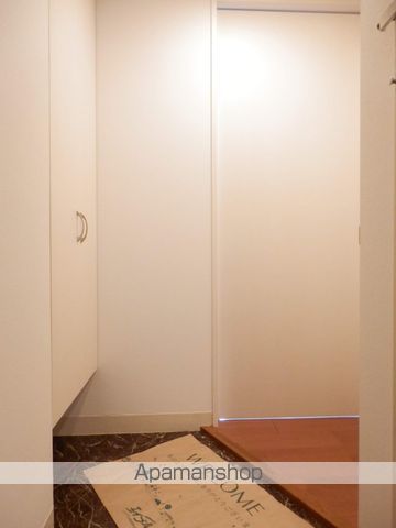 レジディア南一条イーストの内装写真