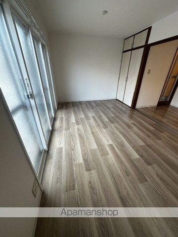 ミヤコ津雲台マンションD-18棟の内装写真