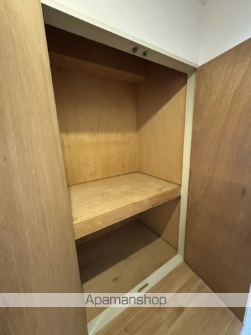宇品丸八ビルの内装写真