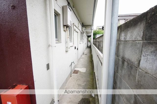 新浜マンションの玄関写真