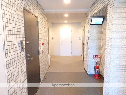 東京都新宿区岩戸町[1LDK/48.62m2]のロビー