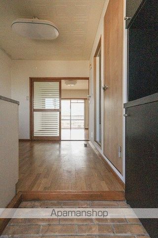 ロイヤルグレイスコーポAYAの内装写真