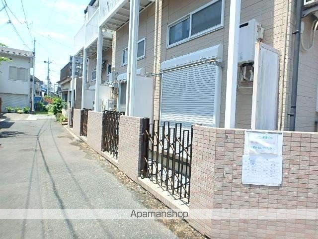 ホワイトウェーブの外観写真