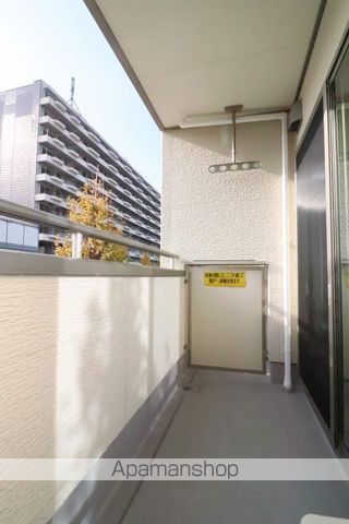 プラム・アズールの内装写真