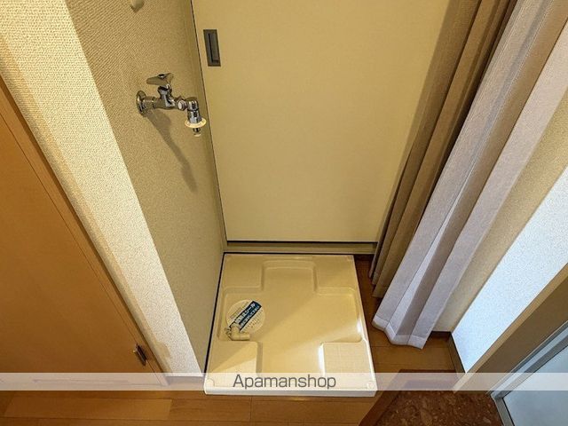 ザ・レジデンス元魚の内装写真