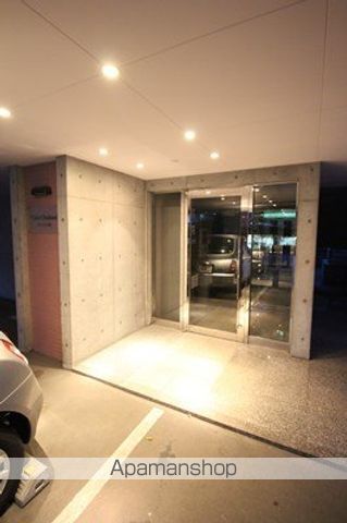 クレエル大通の玄関写真