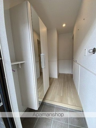 ＳＰＲＩＮＧ　ＨＩＬＬ　Ｂ[1LDK/50.05m2]の玄関