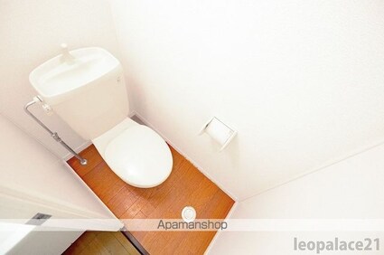レオパレスプレミール鳥の木Ⅱ[2DK/49.2m2]のトイレ
