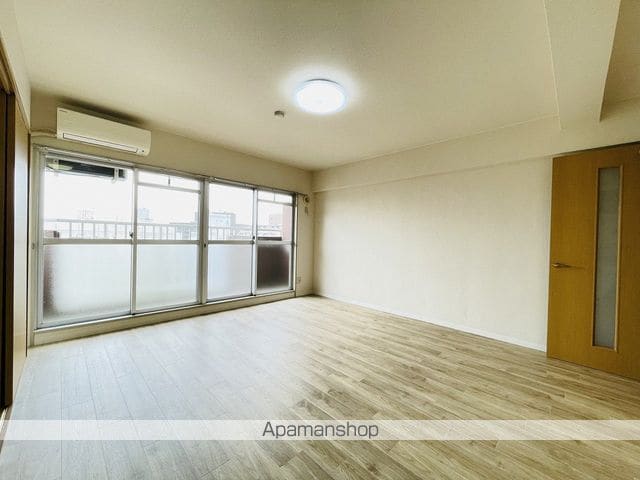 サンプラザ金山の内装写真