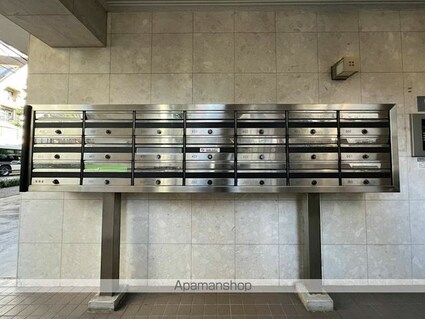 メインステージ中野弥生町[1R/20.08m2]のロビー1