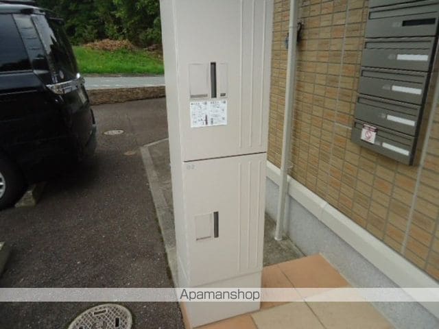 ハイム三条岡 A棟の内装写真