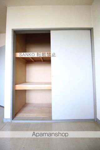 ローヤルハイツ21の内装写真