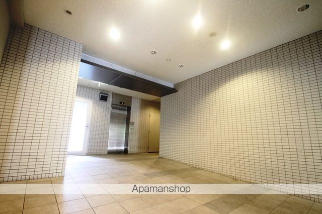 ウィステリアコートの外観写真