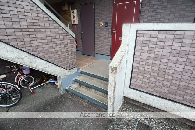 アーバンコートIIIの玄関写真