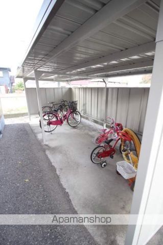 アメニティー八浜 A棟の外観写真