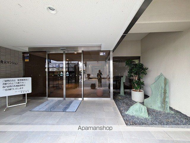 イトーピア舟入マンションの玄関写真