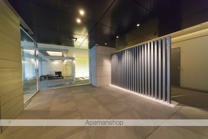 プラウドフラット渋谷富ヶ谷[1LDK/34.2m2]のエントランス1