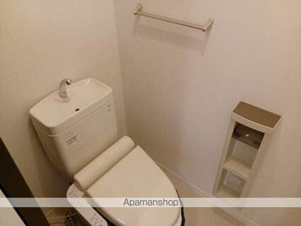 和歌山県和歌山市紀三井寺[2LDK/60.44m2]のトイレ
