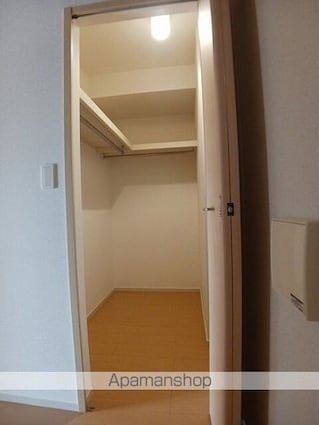 グレイスフル松山[2DK/45.39m2]の収納