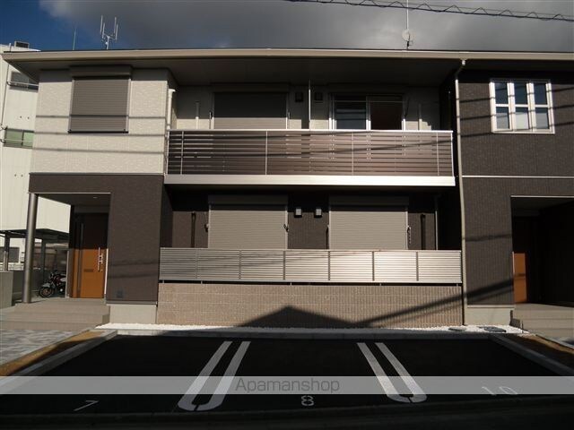 ルミナス榎原[2LDK/62.85m2]の駐車場