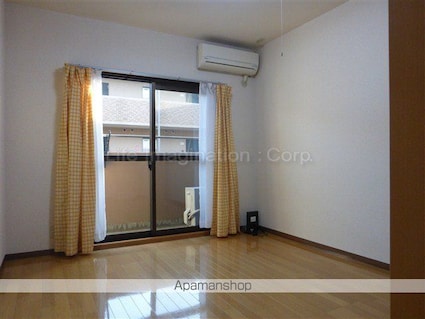 滋賀県東近江市中小路町[1K/21m2]のリビング・居間