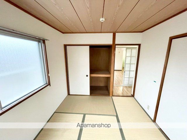 マンション平津の内装写真