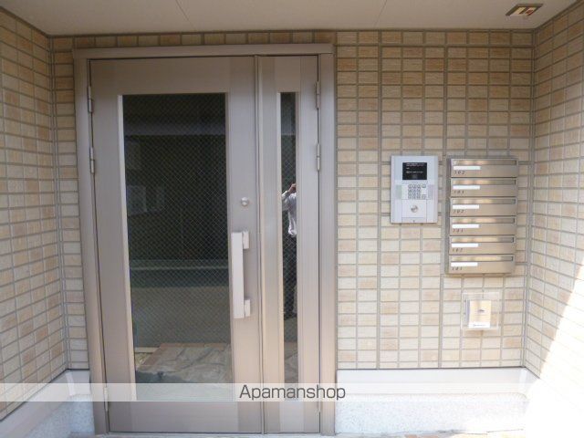 サニーホームズの玄関写真