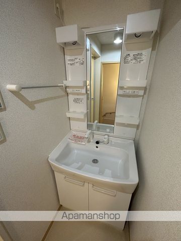 レイクヒルズ名倉IIの内装写真