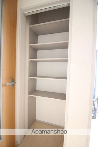 カトレアハイツ C棟の内装写真