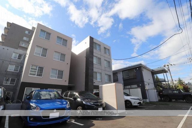 Elle Cube学園前