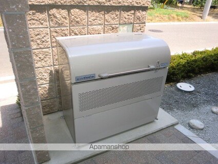 エレガント桐[2LDK/69.03m2]の共用部1