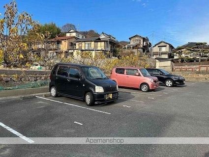 レオネクスト府中[1K/23.61m2]の駐車場1