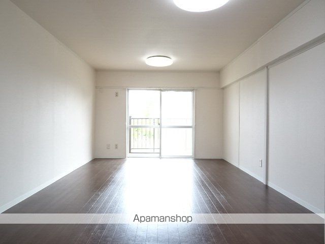 マンションカメリアIの内装写真