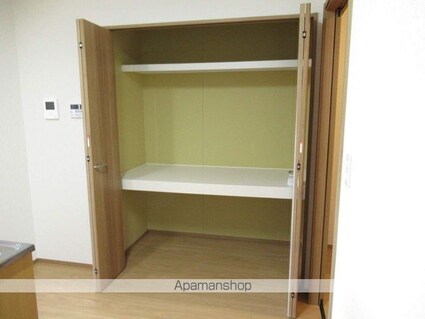グレイシャス[1LDK/41.8m2]の収納