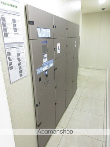 知事公館前タワーレジデンスの玄関写真