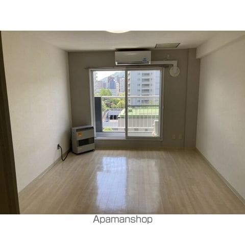 エレガンス円山の内装写真
